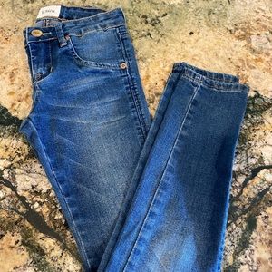 Kids Hudson jeans, excellent condition! Sz 7